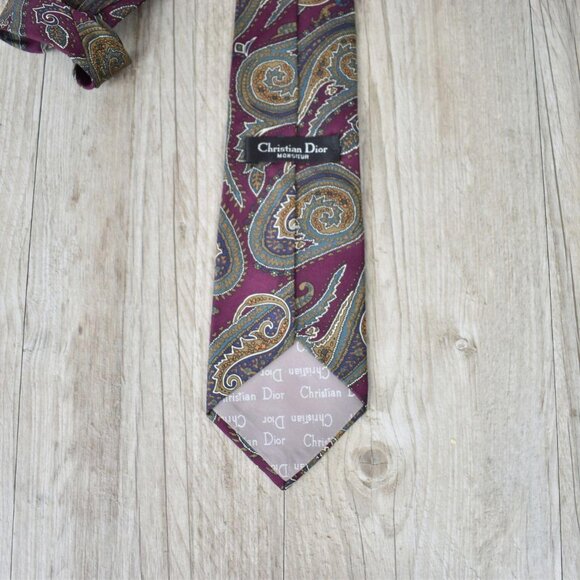 Academia Old Money Designer Christian Dior Cranberry & Green Paisley Silk Tie - Picture 3 of 7
